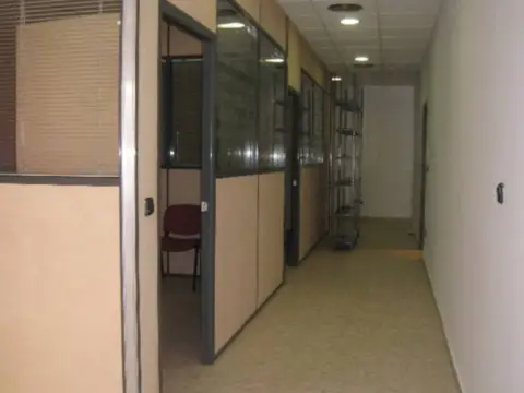 Local comercial en Tenderina