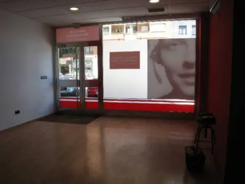 Local comercial en Tenderina