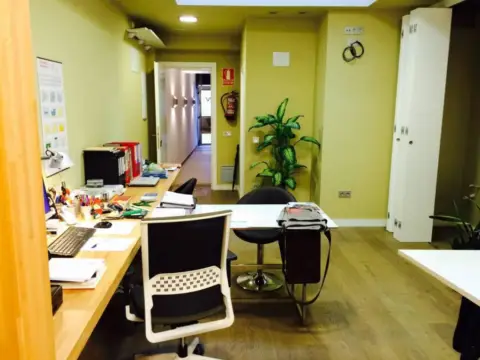 Local comercial en Campillin