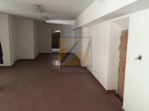 Local comercial en Otero-Villafría-San Lázaro