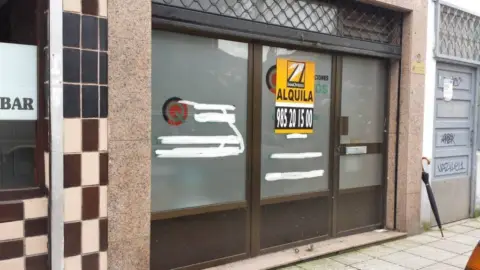 Local comercial en Vallobin