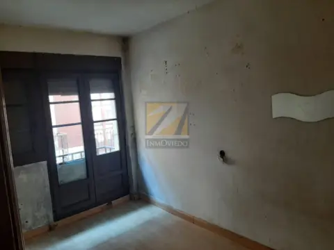 Piso en calle Oscura