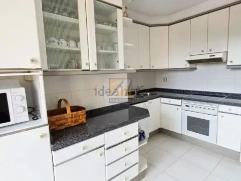 Dúplex en calle de Evaristo Valle