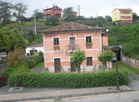 Casa en calle de la Huerta
