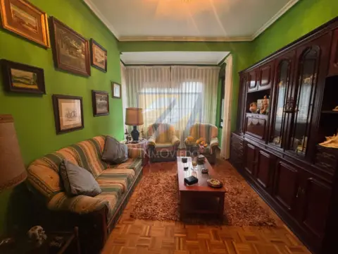 Piso en calle Suárez Inclán