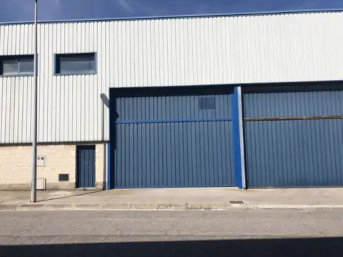 Nave comercial en Avenida de La Noguera