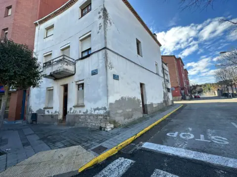 Casa pareada en Plaça de Lleida
