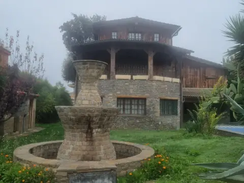 Chalet unifamiliar en Carrer de Sant Ermengol