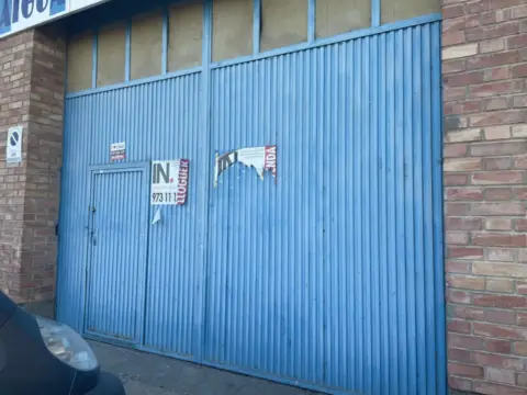 Local comercial en Carrer Almirall Folch