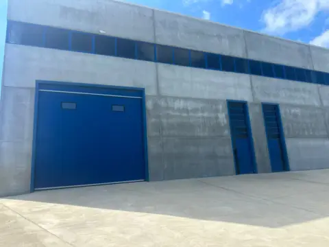 Nave comercial en Avenida del Polígono Industrial