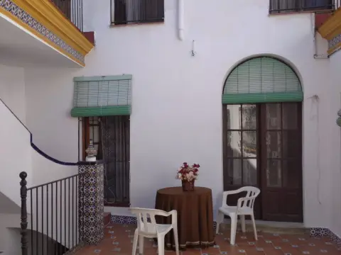 Casa en calle de Manuel León