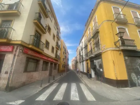 Piso en calle Santa Ana