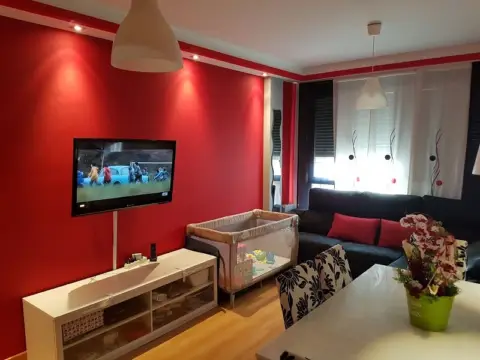 Apartamento en Alrededores Piscina Cubierta