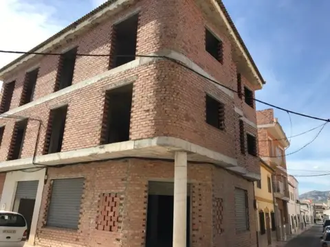 Edificio en calle de Ramón y Cajal