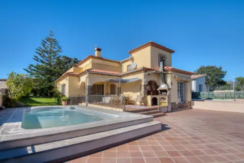 Casa en Carrer d'Eroles