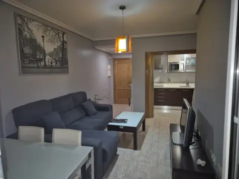 Apartamento en calle José Luis Morga