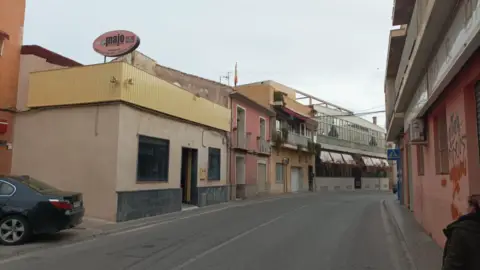 Local comercial en calle de Saavedra Fajardo