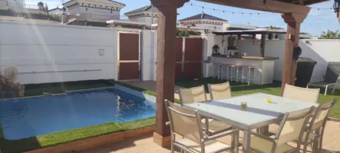 Chalet unifamiliar en calle Huerto del Tío Ricardo