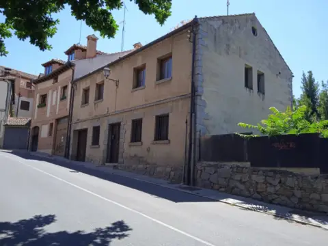 Casa en calle del Cardenal Zúñiga