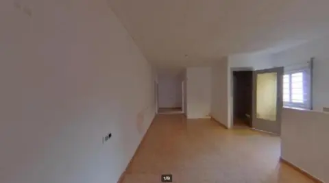 Piso en Carrer de l'Escultor Clarà