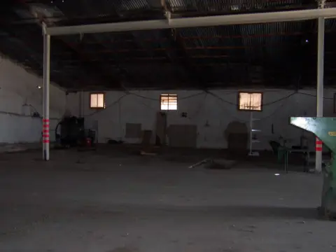 Nave industrial en calle Barrio El Labadero