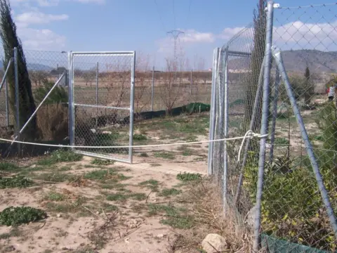 Finca rústica en calle Abenuj