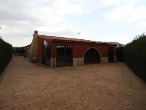 Finca rústica en calle Cordovilla
