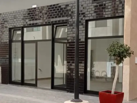 Local comercial en Zona C.C. Atlántico