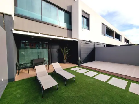 Chalet adosado en Pozo Izquierdo