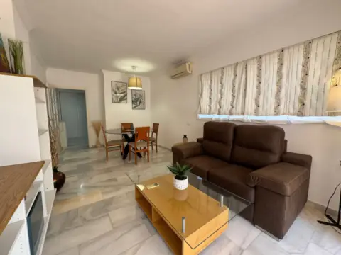 Piso en Paseo de las Brisas