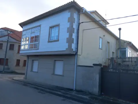 Casa pareada en Vilagarcía de Arousa
