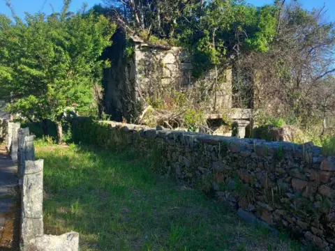 Terreno en Carretera Sestelo - Baion