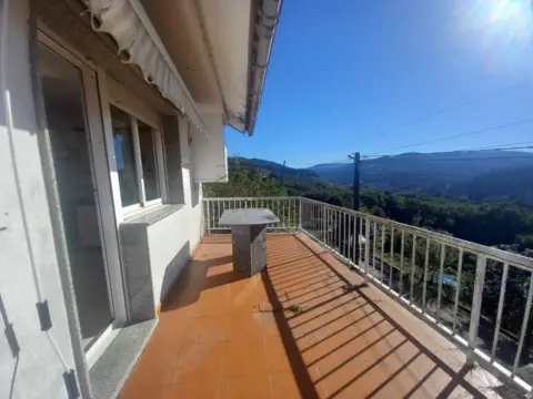 Finca rústica en Ponte-Caldelas