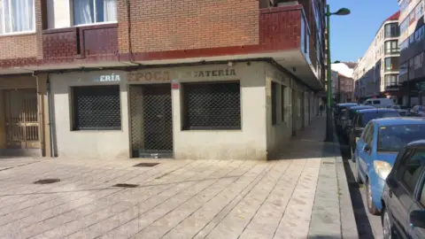 Local comercial en calle de Fariña Ferreño