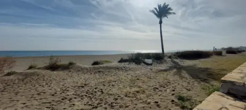 Casa pareada en Urbanización de Marina Casares