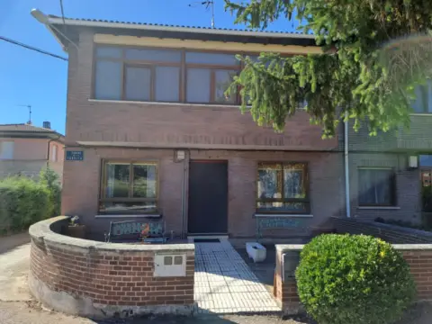 Casa pareada en Camino Fábrica