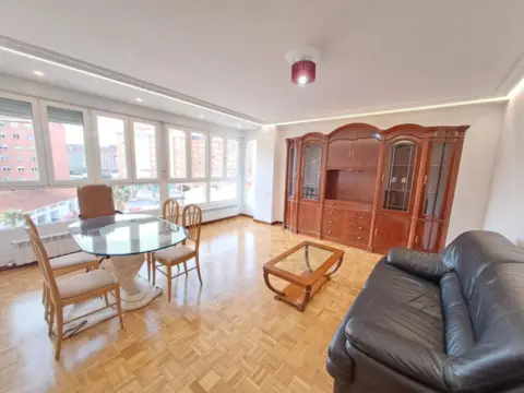 Piso en San Pedro y San Felices-San Agustín-Parque Europa