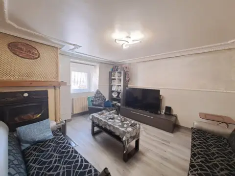 Casa adosada en Buniel