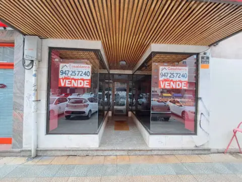 Local comercial en Avenida de Vena