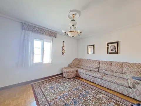 Piso en San Pedro y San Felices-San Agustín-Parque Europa