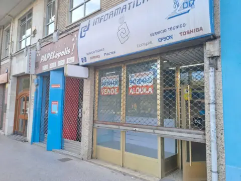 Local comercial en Avenida de Cantabria