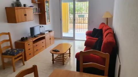 Apartamento en calle Alfarero I. Lario