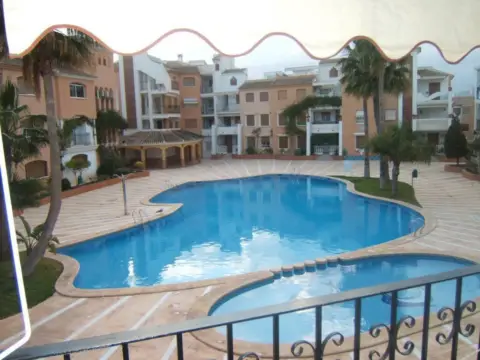 Apartamento en Avenida de Tierno Galvan