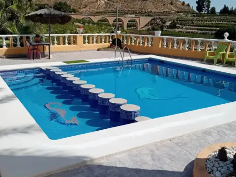 Chalet unifamiliar en Camino Camino La Arboleja