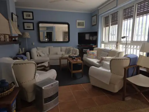 Casa unifamiliar en La Ribera-Playa de Colón