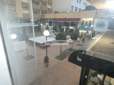 Local comercial en calle de los Germans de les Escoles Cristianes