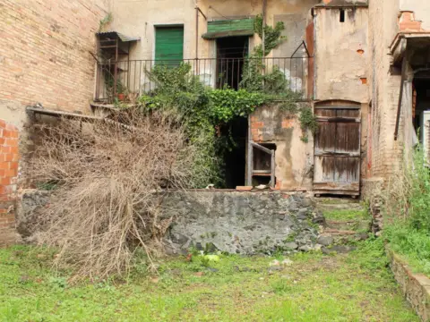 Casa en Avinguda de Sant Joan de les Abadesses