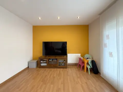 Casa adosada en Carrer de Freixe, 66