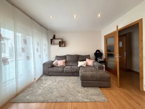 Casa adosada en Carrer de Freixe, 66