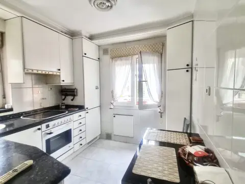 Piso en calle Juan Alvargonzález